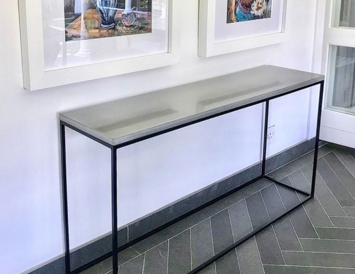 Консольный столик «Лайт» - Изделия из бетона под ключ - «DeConcrete»